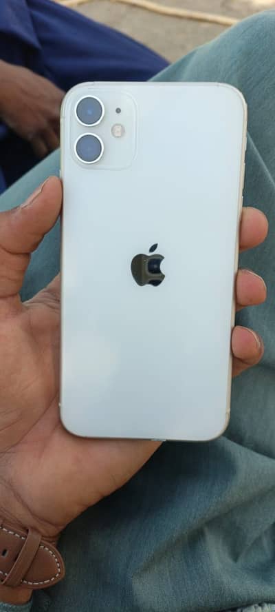 iPhone 11 10/10 water pack exchange possible