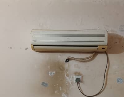 HAIER AC 1.5 TON
