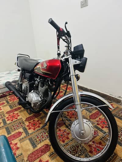 Honda 125 2024 Self start Gold