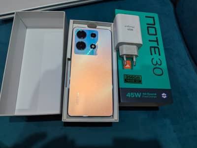 Infinix Note 30