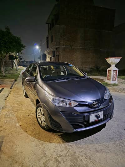 Toyota Yaris GLi MT 1.3 B2B Total Genuine 1st owner