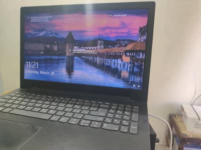 lenove i3 8th generation laptop
