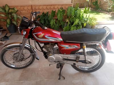 HONDA CG 125 (2016) MODEL CONDITION 10/10