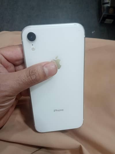 iPhone xr iCloud water proof
