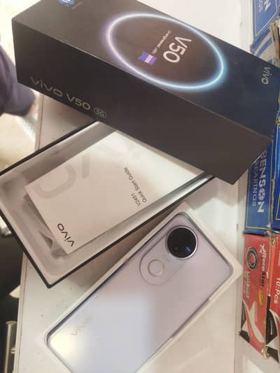 ViVo v 50 12/512 urgent sale