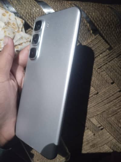 Infinix hot 60 pro plus 8+8  256