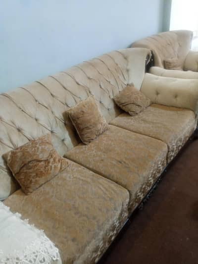 1 + 2 + 3 sofa with center table