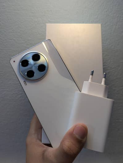 CAMON 30 Snow White | 8/256 | Dual SIM Phone | 50mp Camera OIS