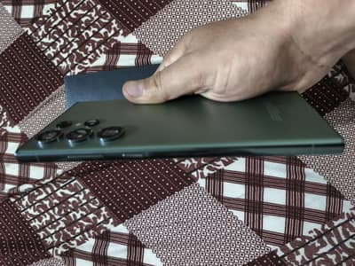  Samsung Galaxy S23 Ultra (Non-PTA) 12/256