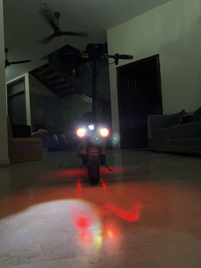 Electric scooty