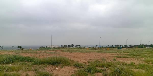 Bahria Hills Plots FOR SALE. Facing Jinnah Avenue and 2km from Main Entrance of BTK Heighted Location