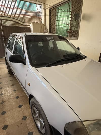 White Suzuki cultus 2003model Urgent for sell