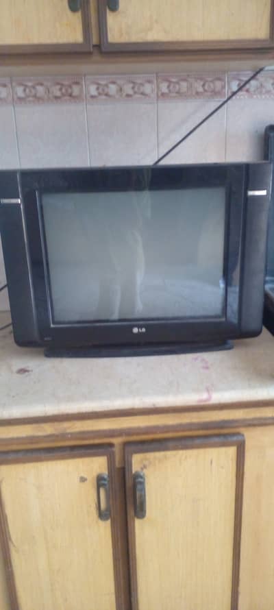 BRAND:LG MODEL:21FU3RG MANUFACTURED:2010