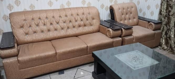 6 seater Sofa Set with Center Table
