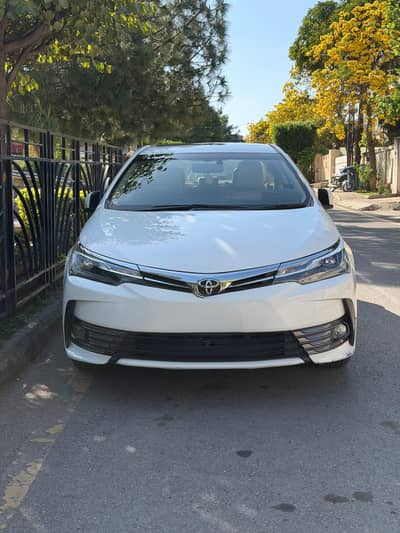 Toyota Corolla Altis Grande CVT-i 1.8 2019