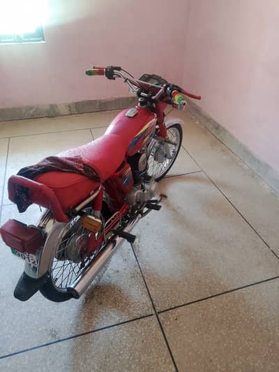 Yamaha Royale YB 100 2011