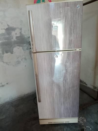 Pel refrigerator used condition like new
