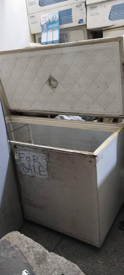 Freezer Available For Sale With Perfect Working. . .