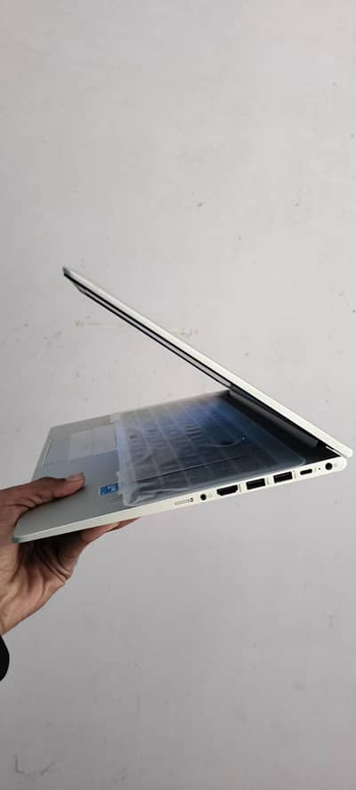 hp probook 650 G8 i5 11th generation 15'6