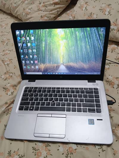 HP core i5 laptop 8/256