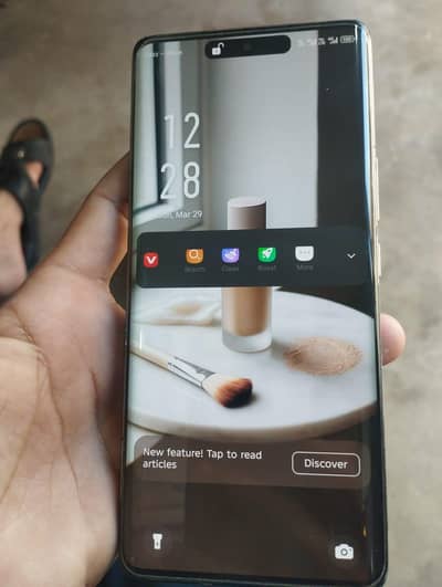 all ok back sa minar crack ha  box sath ha condition 9 10