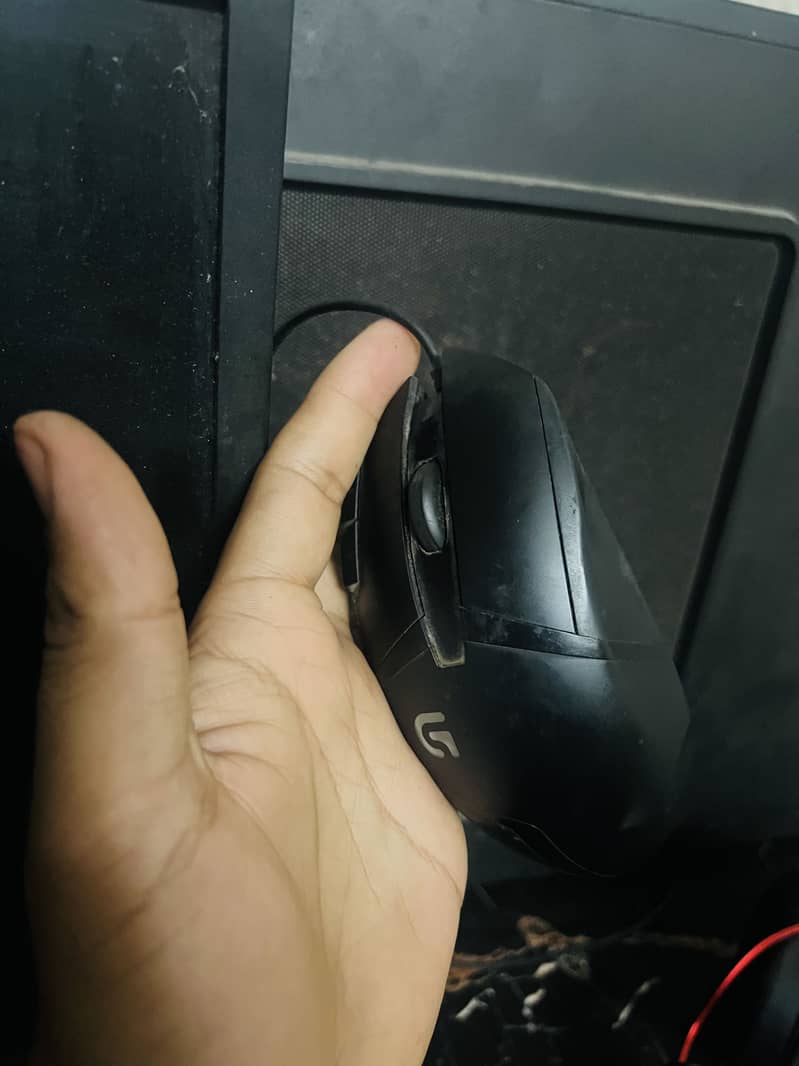 Logitech G402 2