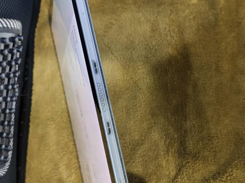 Microsoft surface pro  tablet pc 4