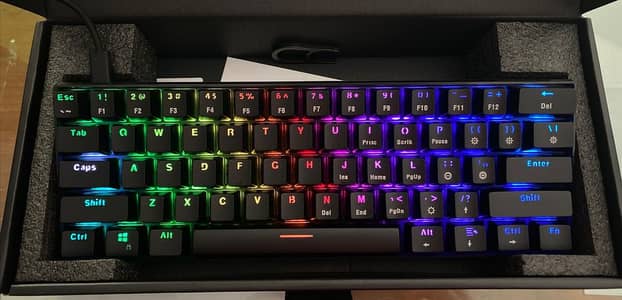 RGB Mechanical Gaming Keyboard Blue Switch – Like New Box