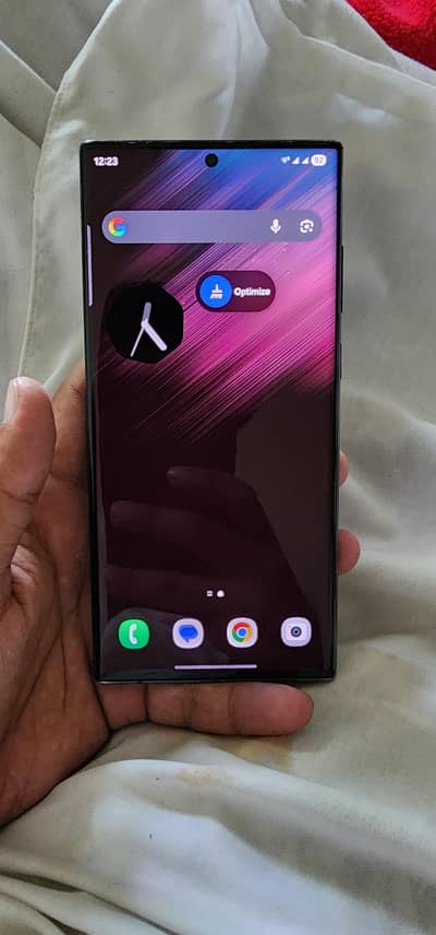 Samsung S22 Ultra 10/10.