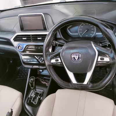 Changan alsvin 1.5 auto lumier Doctor family used Car