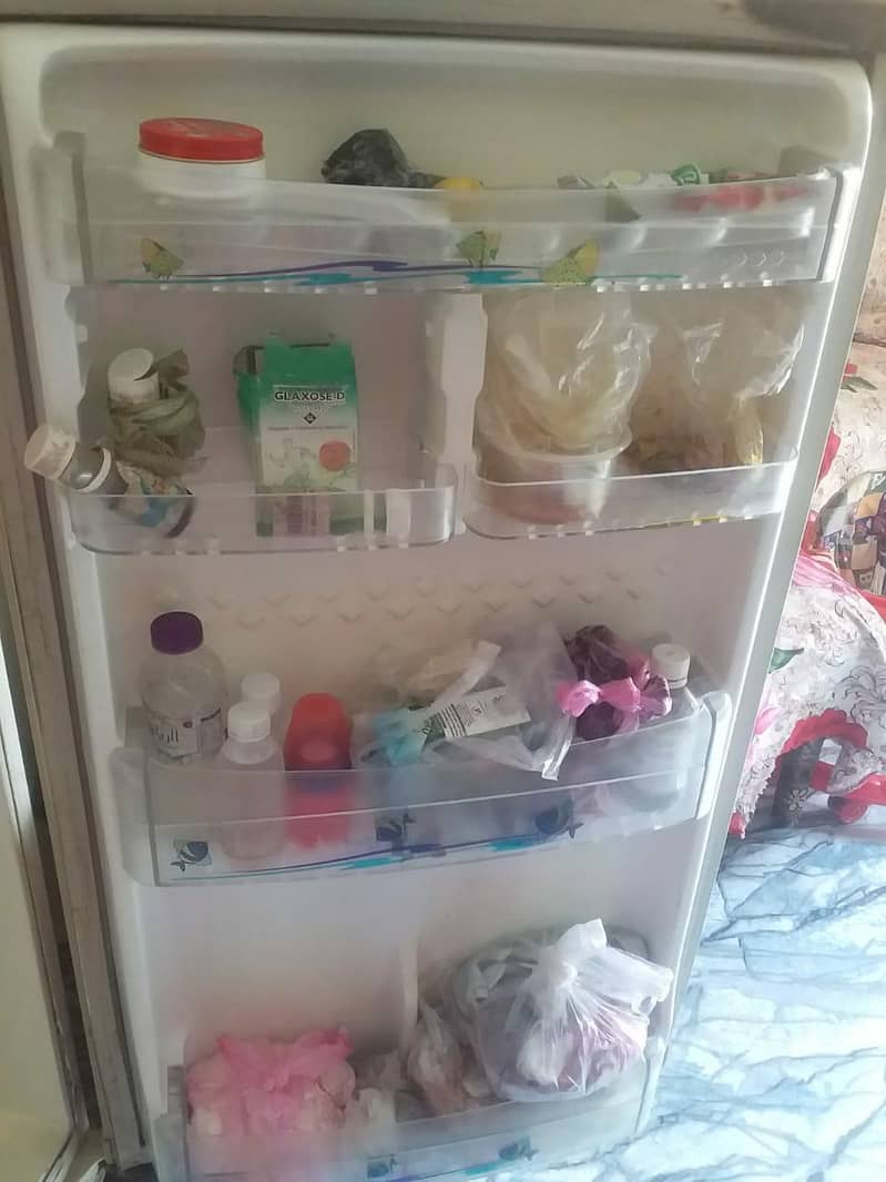 Refrigerator 4