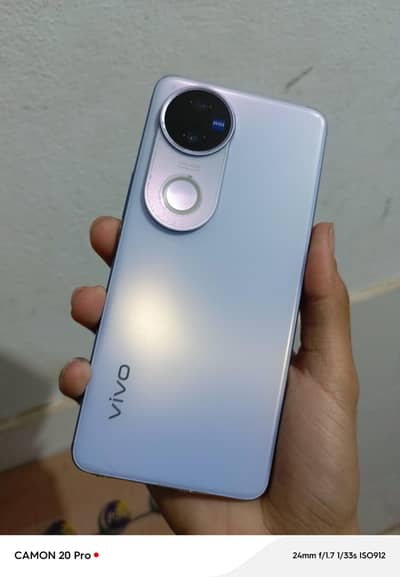 Vivo v50 complete box 12+12 512