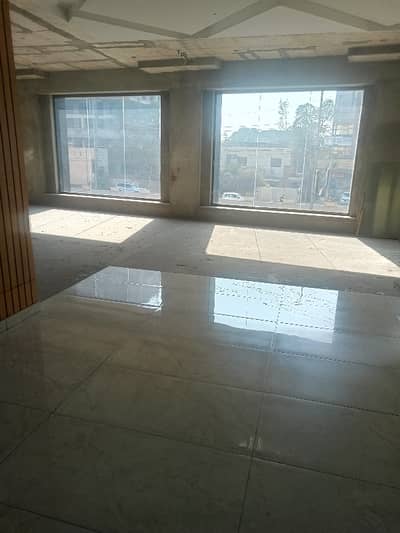 Gulberg Mm Alam 1200 Sqft Shop For Brands/Clinic Is Available On Rent