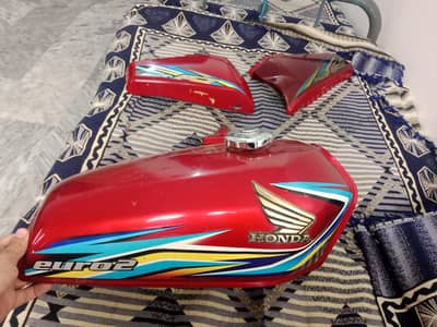 Honda 125 genuine Tanki tapy