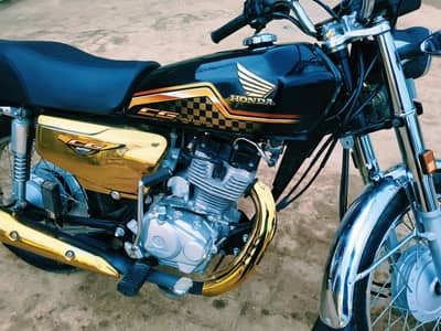 Honda CG125 Spical Edition Gold Self Start 2024 Lush Condition 10/10