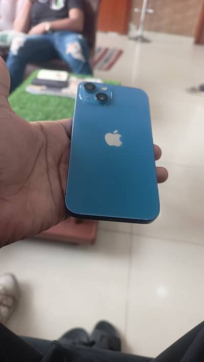 iPhone 13jv 128gb water pack condition 10:10 box sat hy