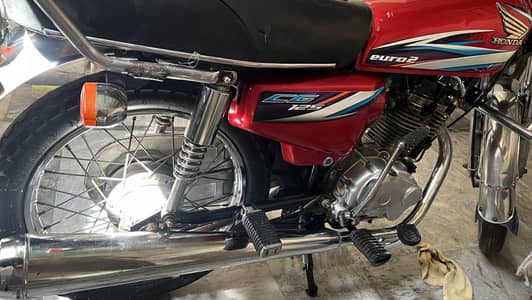 Urgent sale 125 rwp ragistration model 2015  03490549100