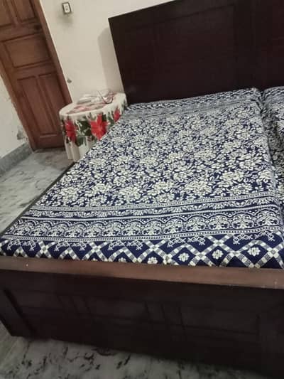 2 big size single beds without matress.