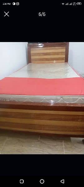 Single bed in mint condition for sale