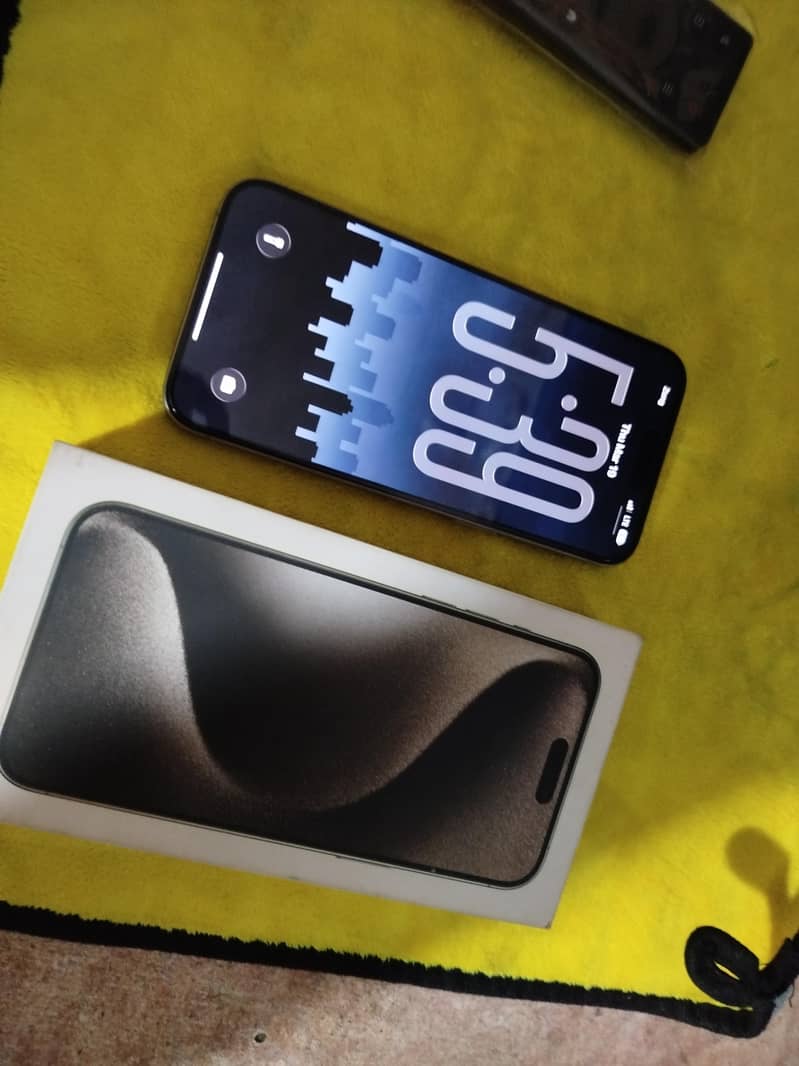 iPhone 15 pro max 1