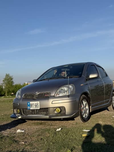 vitz RS 1300cc B to B