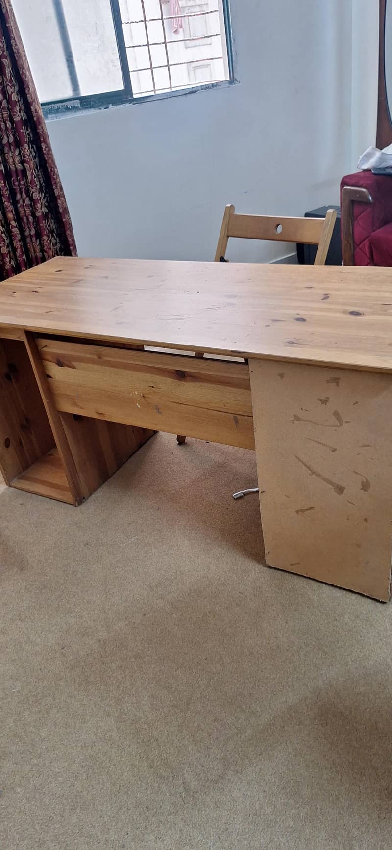 Computer Table ( Saudia Imported ) 7