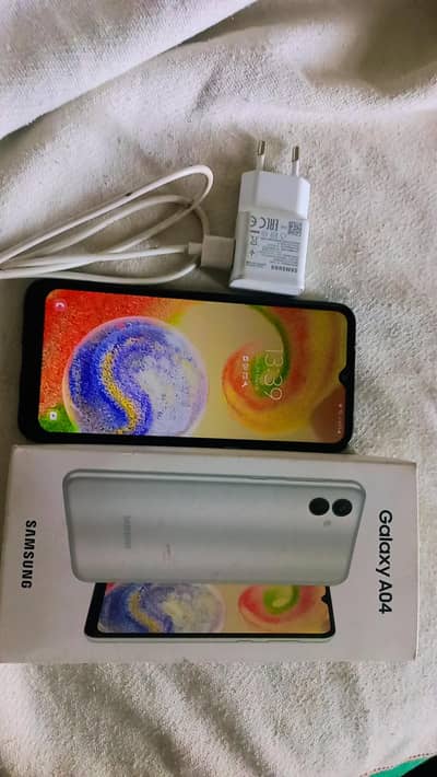 Samsung A04