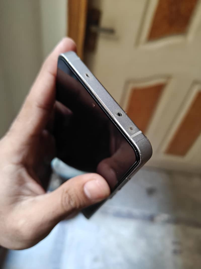 OnePlus 13r Zero condition 1