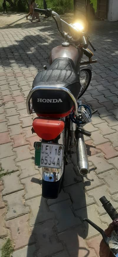 Honda cd 70 2018