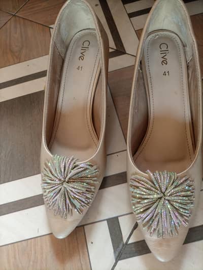 Clive- Golden skin coat shoes 41 Number