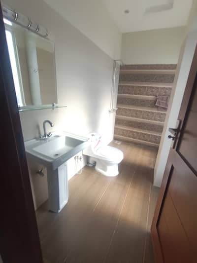 APARTMENT SAMI FURNISHED FOR RENT WITH GAS