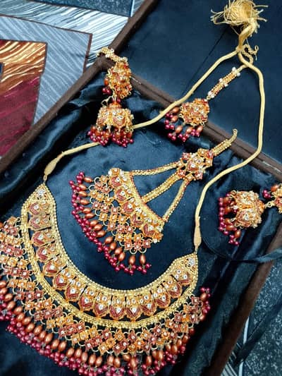 Bridal jewelry set