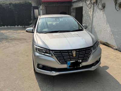 Toyota Premio F 1.5 2017