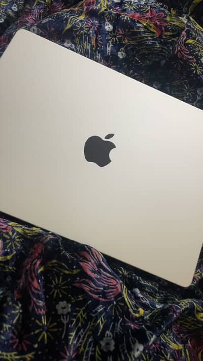 MacBook Pro M5